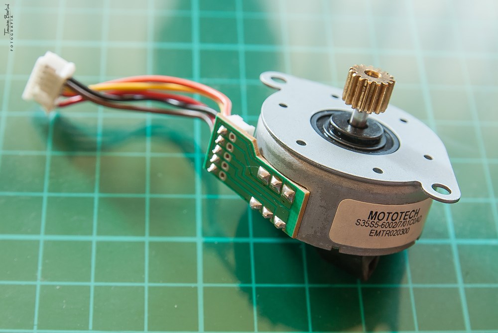 Silnik krokowy Mototech S35S5-6002
